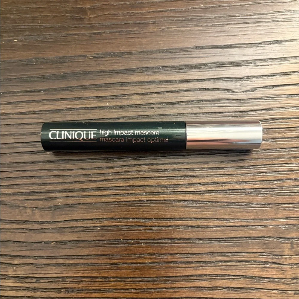 NEW Clinique high impact mascara